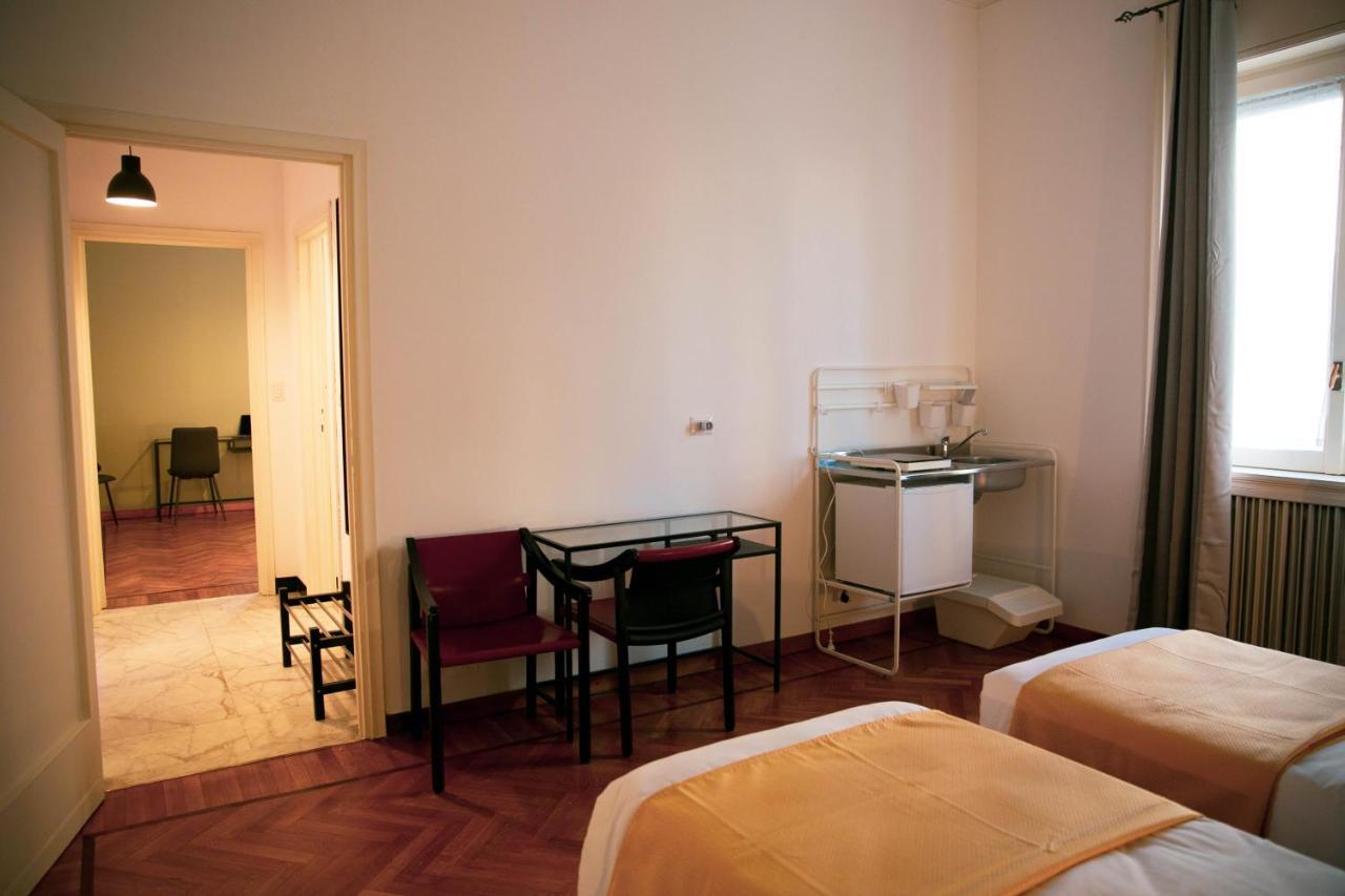 Palazzo Pasta Malpensa Aparthotel Gallarate Exteriör bild