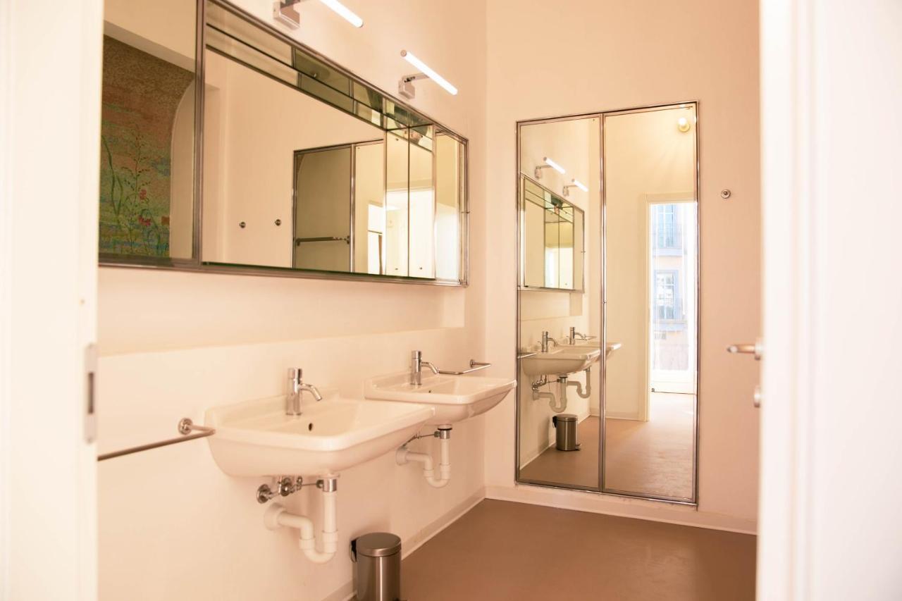 Palazzo Pasta Malpensa Aparthotel Gallarate Exteriör bild